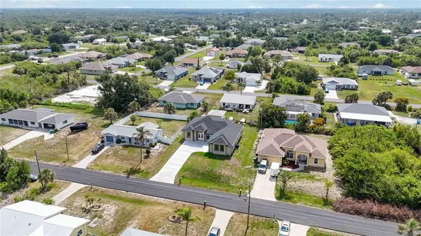 $2,200 | 6146 Grandeur Street, Englewood, FL 34224