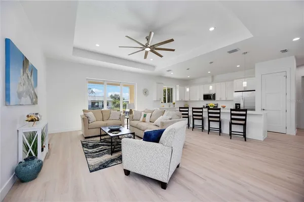 $2,200 | 6146 Grandeur Street, Englewood, FL 34224