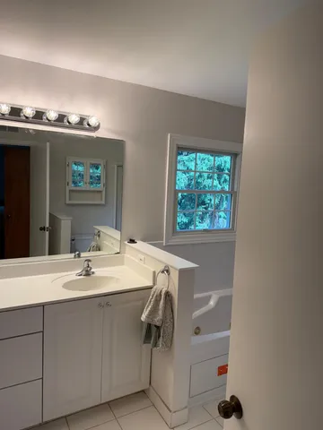 $3,000 | 3925 Waldenwood Drive, Ann Arbor, MI 48105