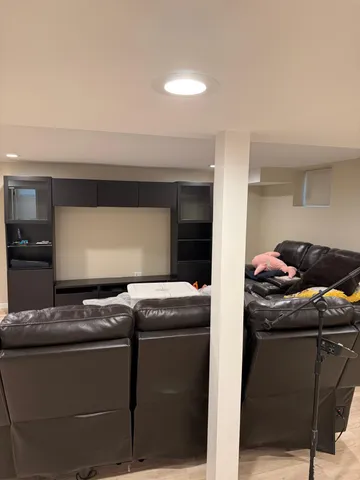 $3,000 | 3925 Waldenwood Drive, Ann Arbor, MI 48105