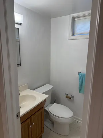 $3,000 | 3925 Waldenwood Drive, Ann Arbor, MI 48105