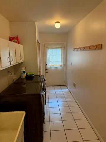 $3,000 | 3925 Waldenwood Drive, Ann Arbor, MI 48105