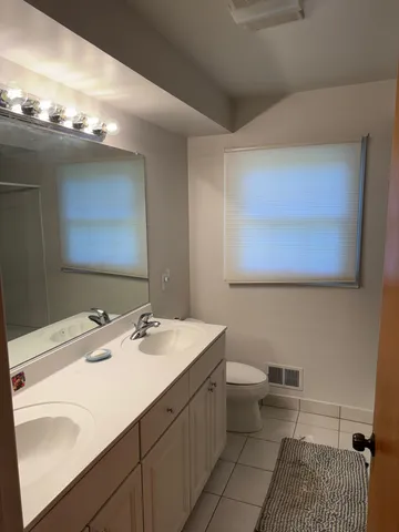 $3,000 | 3925 Waldenwood Drive, Ann Arbor, MI 48105