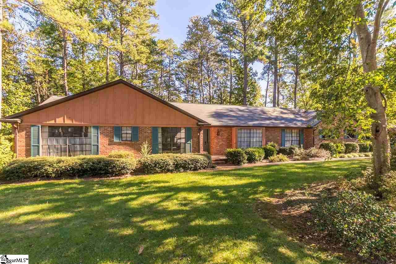 207 Stone Ridge Road Greer, SC 29650 - Photo 1 of 31 Gallery Image 1