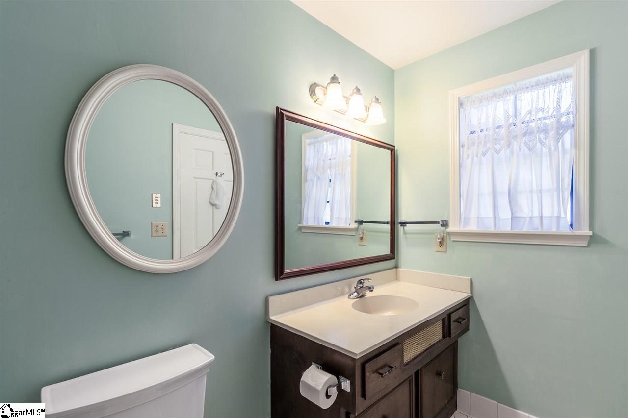 207 Stone Ridge Road Greer, SC 29650 - Photo 13 of 31 Gallery Image 13