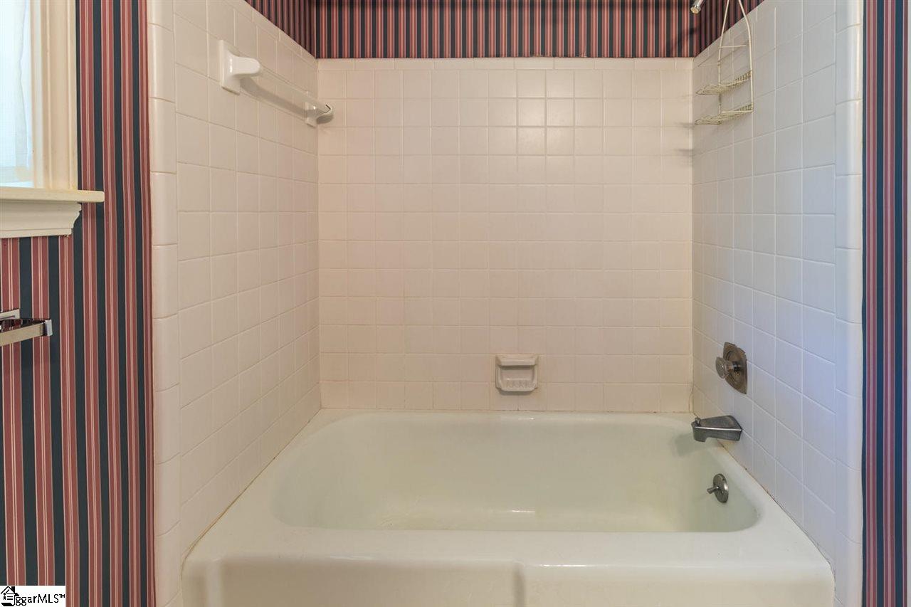 207 Stone Ridge Road Greer, SC 29650 - Photo 20 of 31 Gallery Image 20