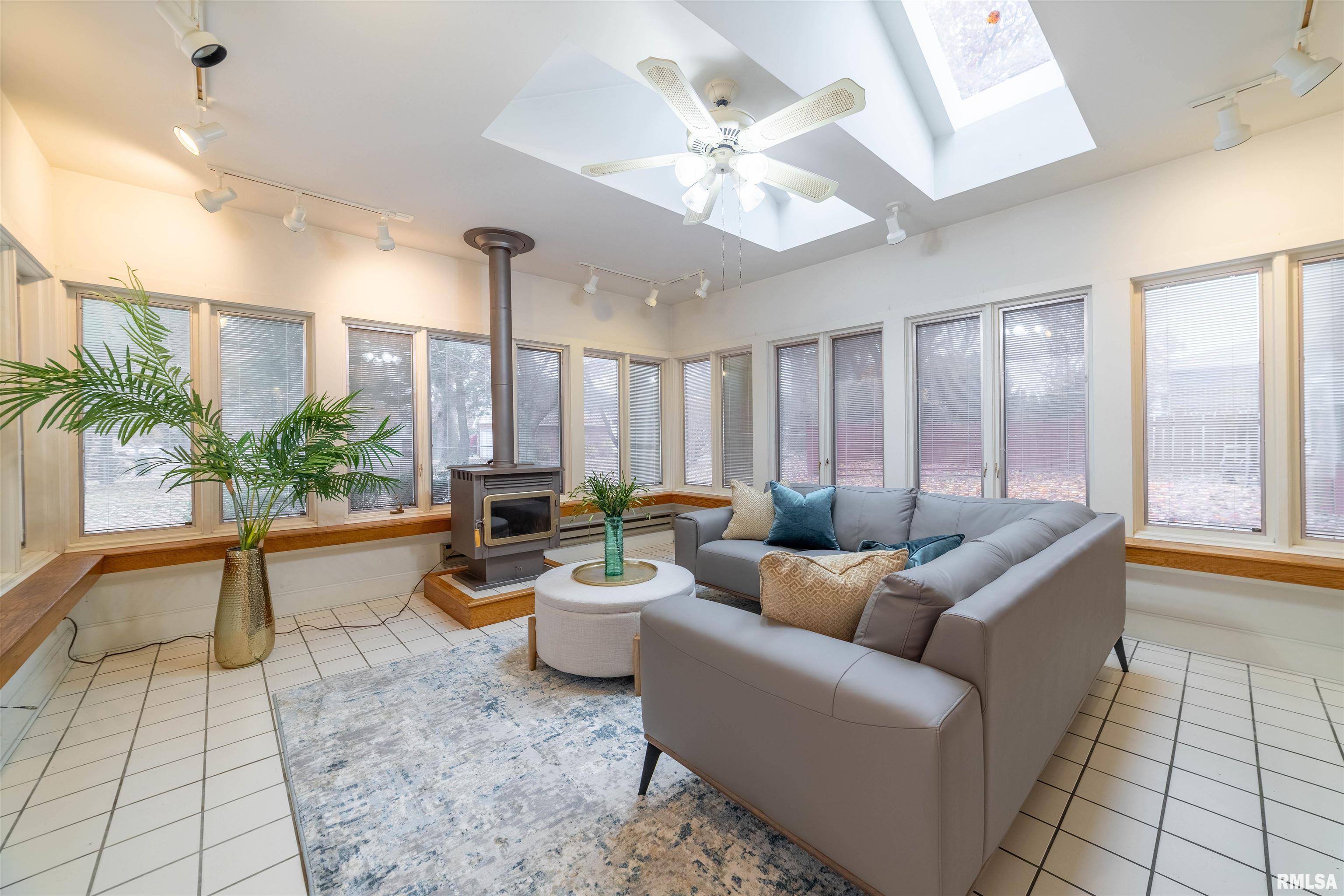 1304 South 30th Street Quincy, IL 62301 - Photo 13 of 27