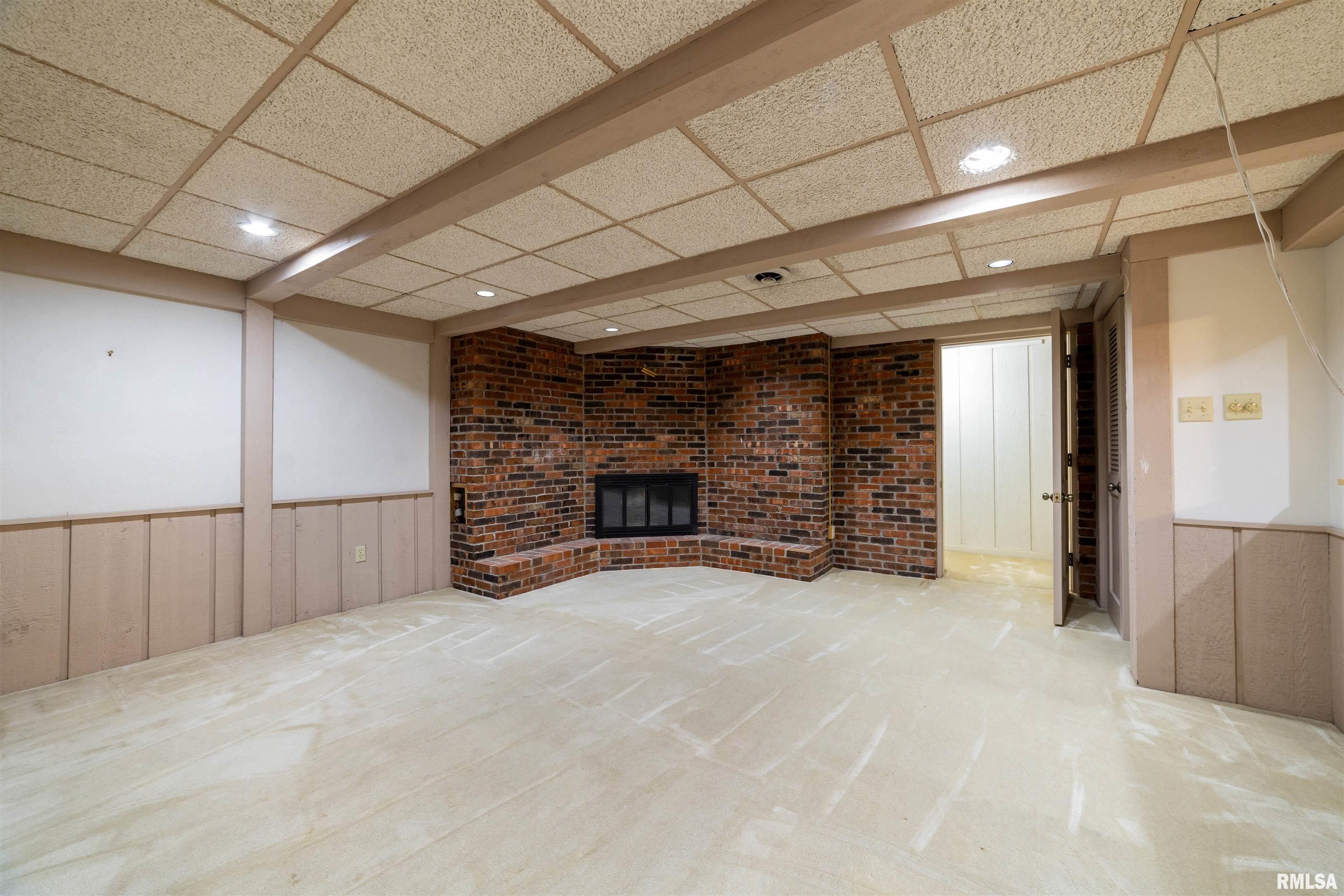 1304 South 30th Street Quincy, IL 62301 - Photo 19 of 27