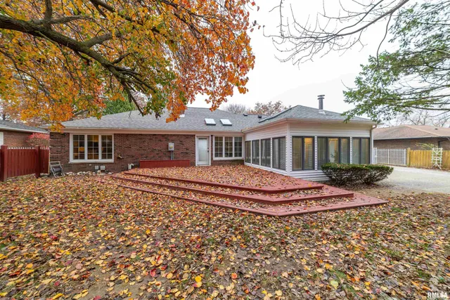 $324,000 | 1304 South 30th Street, Quincy, IL 62301