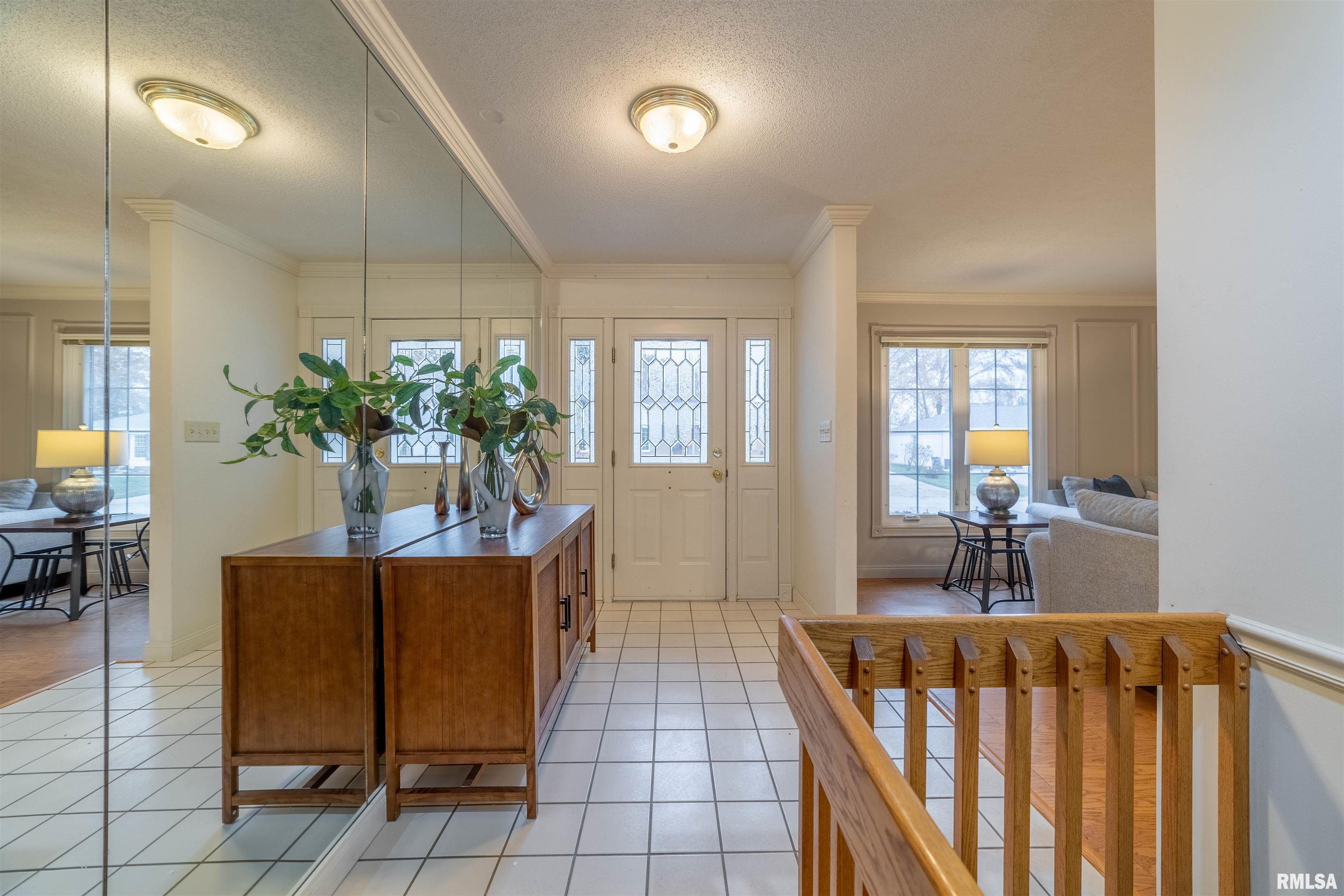 1304 South 30th Street Quincy, IL 62301 - Photo 3 of 27