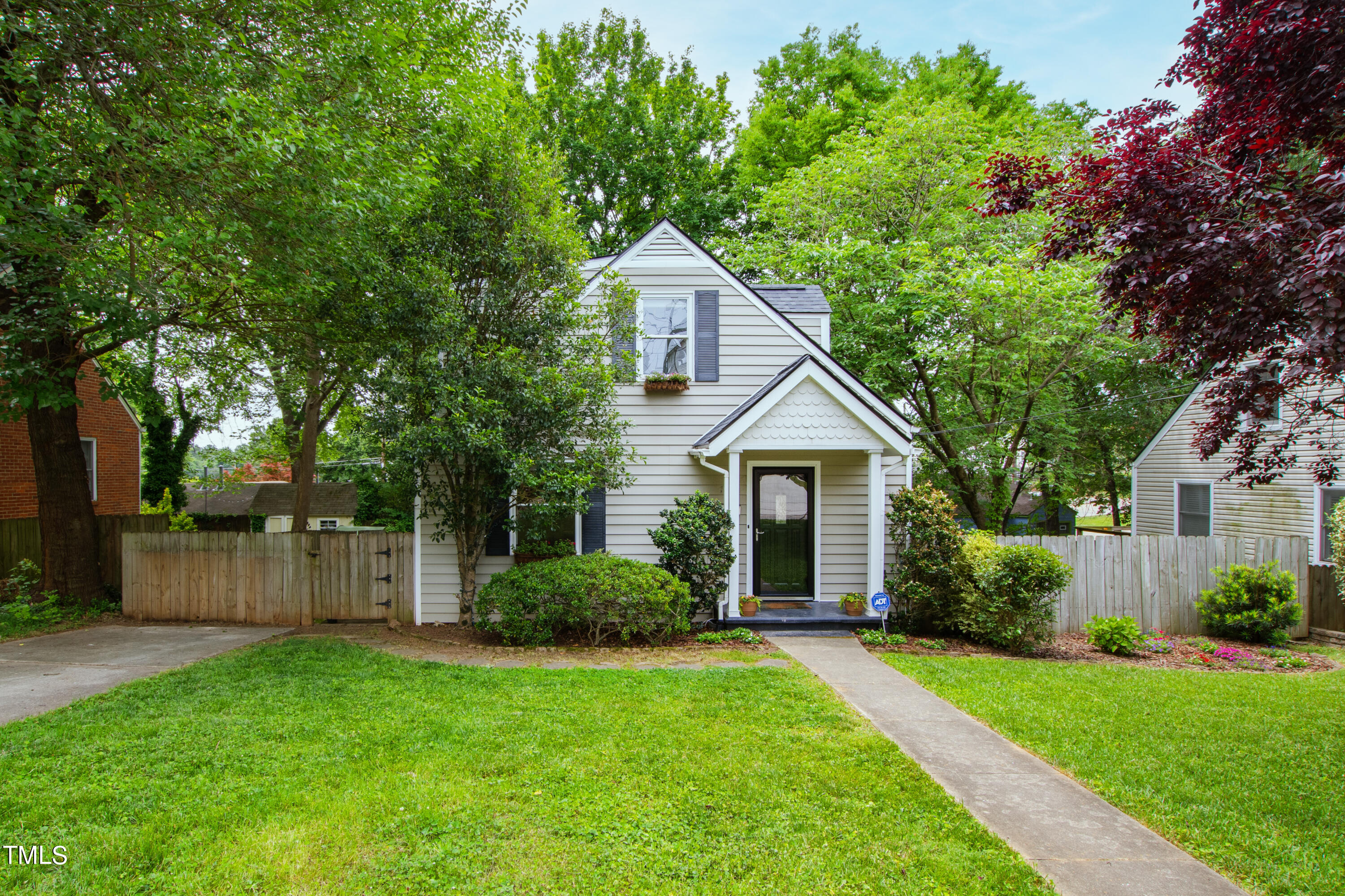 708 New Road Raleigh, NC 27608 - Photo 1 of 30 Front