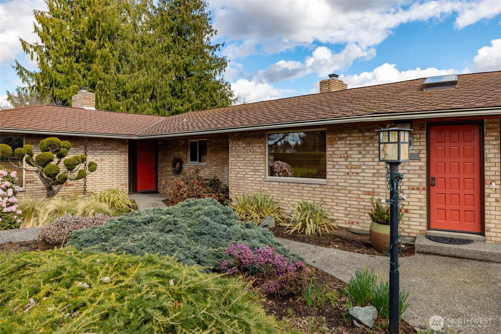 14773 Avon Allen Road Mount Vernon, WA 98273 - Photo 4 of 40 Gallery Image 4