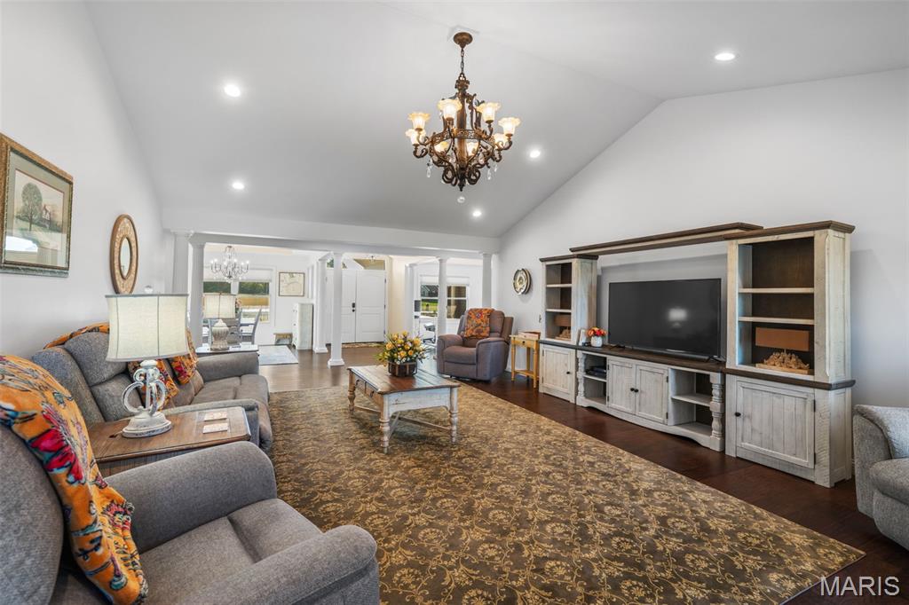 1006 Stone Creek Road Farmington, MO 63640 - Photo 17 of 61