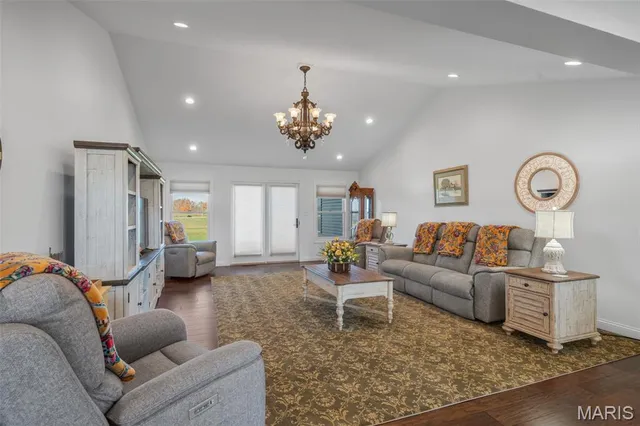 $699,900 | 1006 Stone Creek Road, Farmington, MO 63640