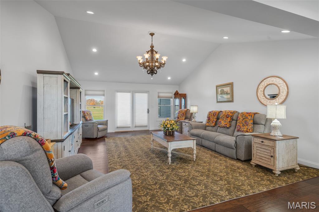 1006 Stone Creek Road Farmington, MO 63640 - Photo 19 of 61