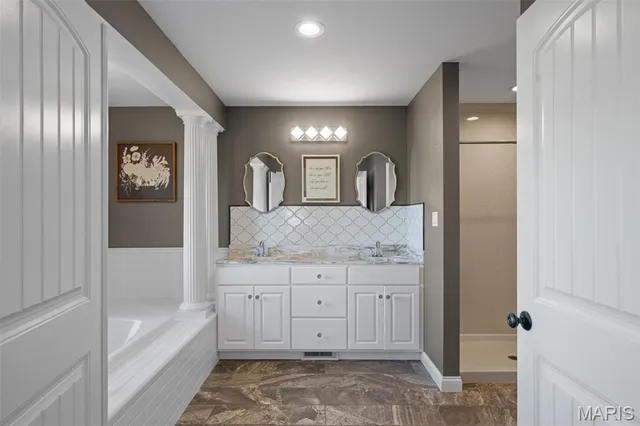 $699,900 | 1006 Stone Creek Road, Farmington, MO 63640