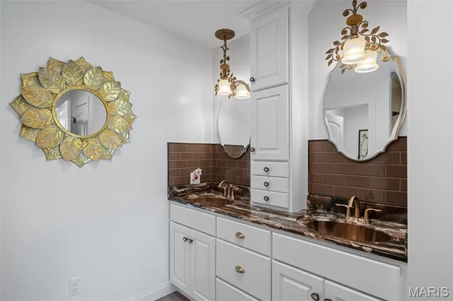 $699,900 | 1006 Stone Creek Road, Farmington, MO 63640