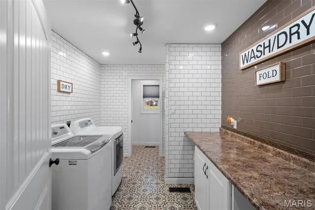 $699,900 | 1006 Stone Creek Road, Farmington, MO 63640