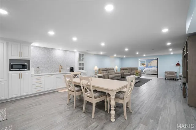 $699,900 | 1006 Stone Creek Road, Farmington, MO 63640