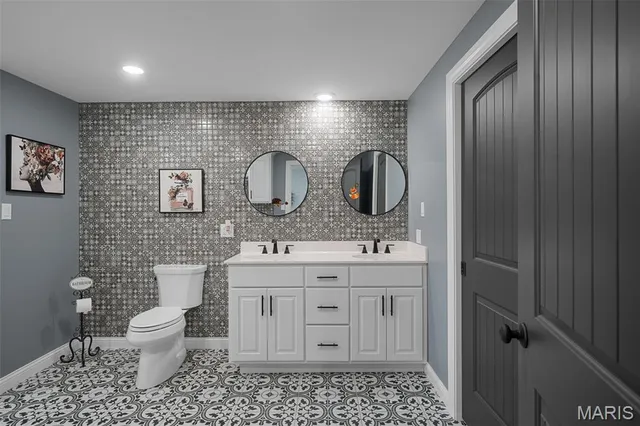 $699,900 | 1006 Stone Creek Road, Farmington, MO 63640