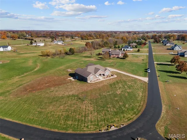 $699,900 | 1006 Stone Creek Road, Farmington, MO 63640
