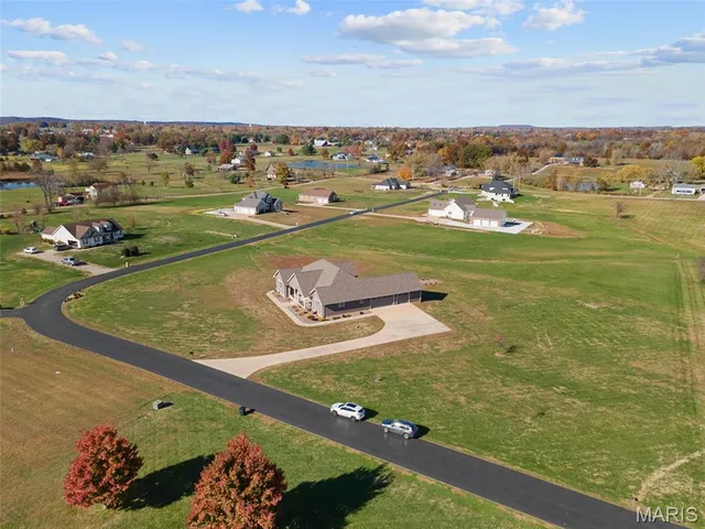 $699,900 | 1006 Stone Creek Road, Farmington, MO 63640