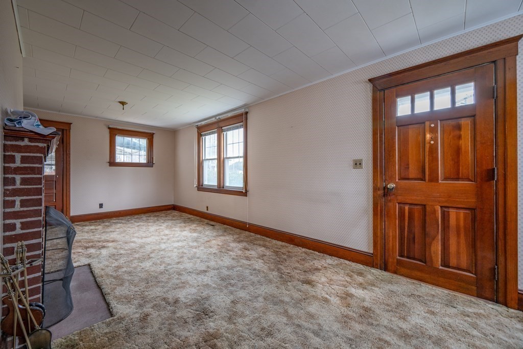 908 Bridge Road Northampton, MA 01060 - Photo 15 of 38 Gallery Image 15