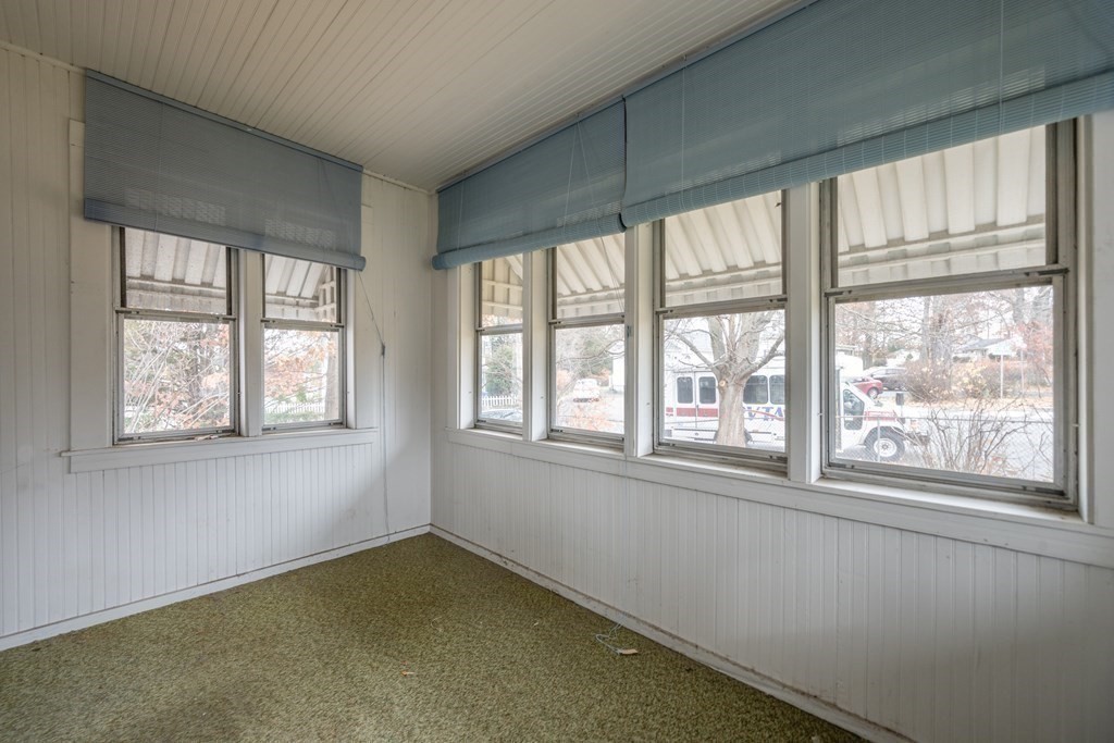 908 Bridge Road Northampton, MA 01060 - Photo 23 of 38 Gallery Image 23