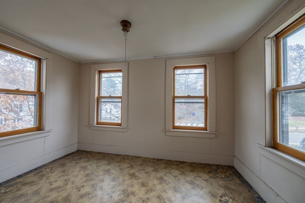 908 Bridge Road Northampton, MA 01060 - Photo 31 of 38 Gallery Image 31