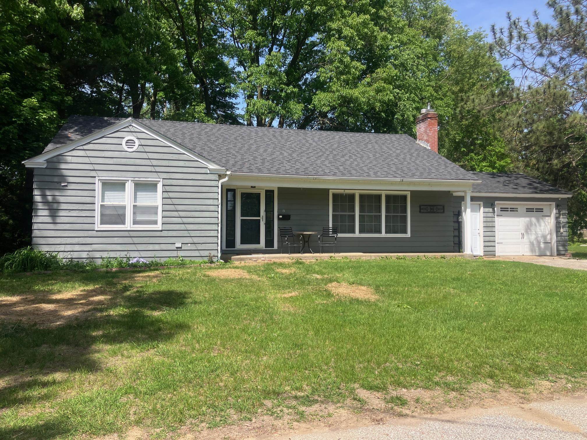 8 Bosworth Street Swanton, VT 05488 - Photo 2 of 3