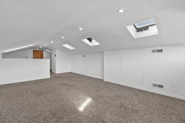 $485,000 | 905 North Carter Street, Genoa City, WI 53128