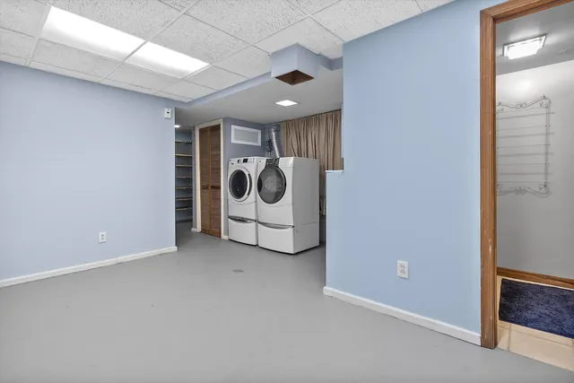 $485,000 | 905 North Carter Street, Genoa City, WI 53128