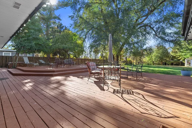 $485,000 | 905 North Carter Street, Genoa City, WI 53128