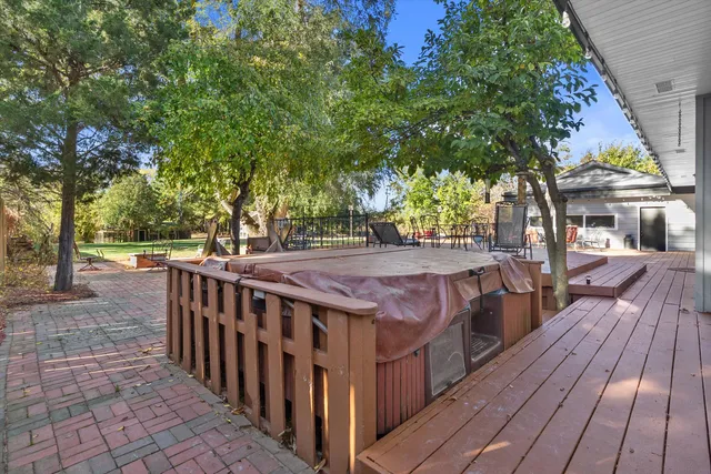 $485,000 | 905 North Carter Street, Genoa City, WI 53128