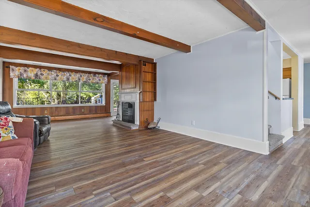 $485,000 | 905 North Carter Street, Genoa City, WI 53128