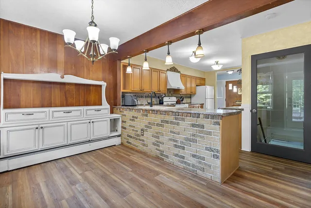 $485,000 | 905 North Carter Street, Genoa City, WI 53128