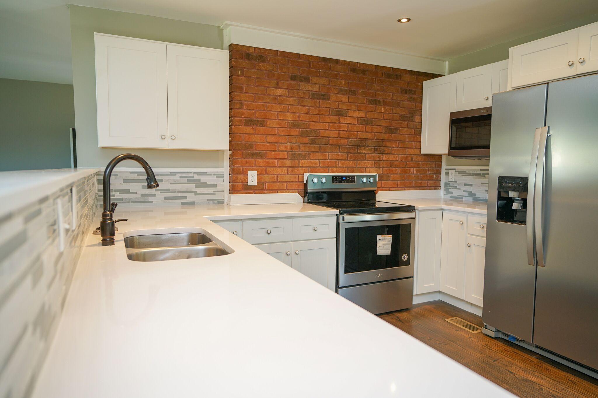 313 Browntown Road Chattanooga, TN 37415 - Photo 8 of 31 _m47AWDw