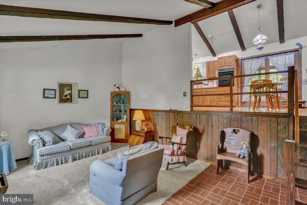 1435 Logan Street Reading, PA 19607 - Photo 2 of 33 Gallery Image 2