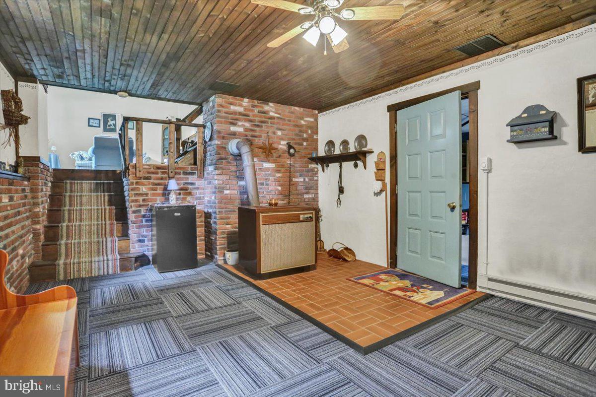 1435 Logan Street Reading, PA 19607 - Photo 20 of 33 Gallery Image 20