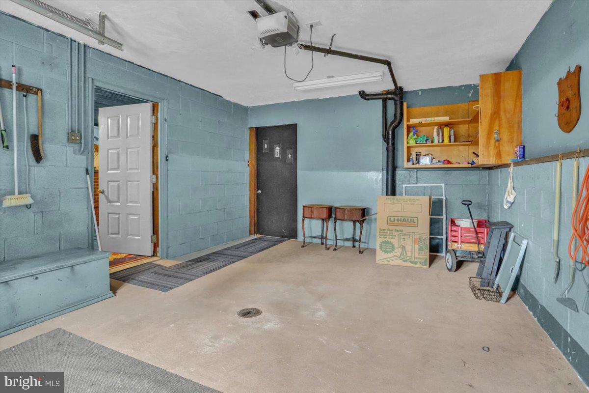1435 Logan Street Reading, PA 19607 - Photo 21 of 33 Gallery Image 21
