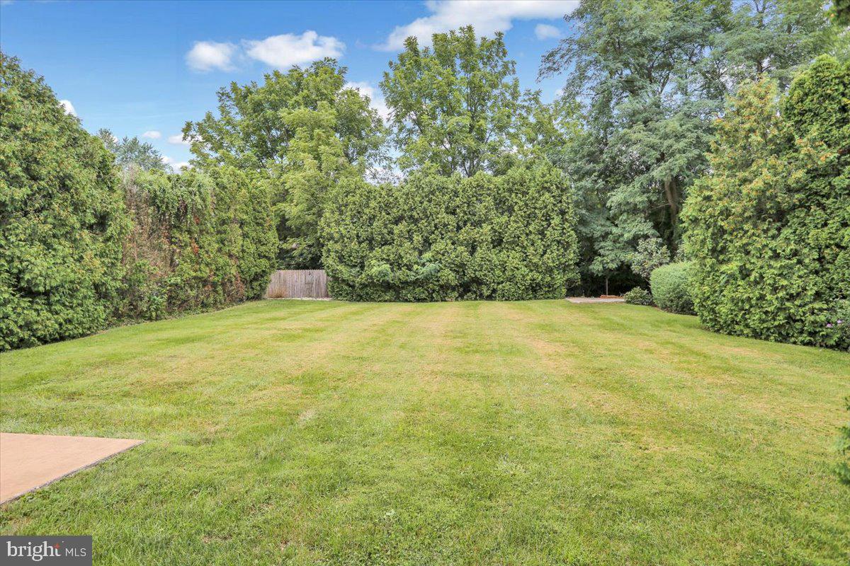1435 Logan Street Reading, PA 19607 - Photo 26 of 33 Gallery Image 26