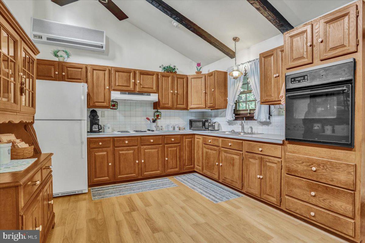 1435 Logan Street Reading, PA 19607 - Photo 7 of 33 Gallery Image 7