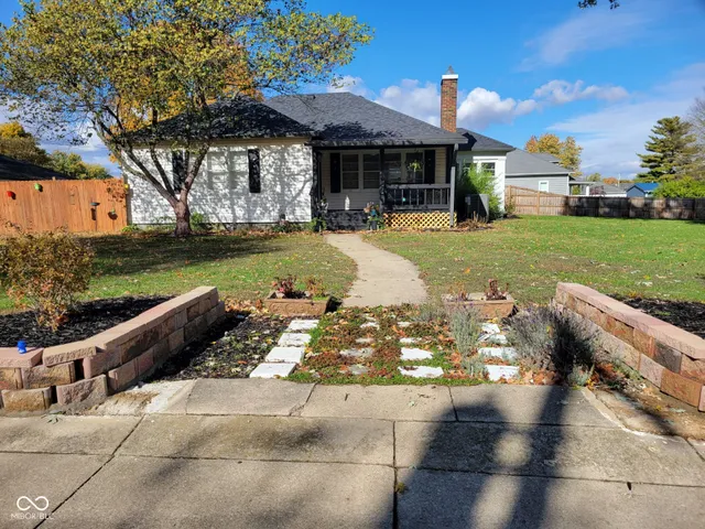 $225,000 | 200 North Clay Street, Edinburgh, IN 46124