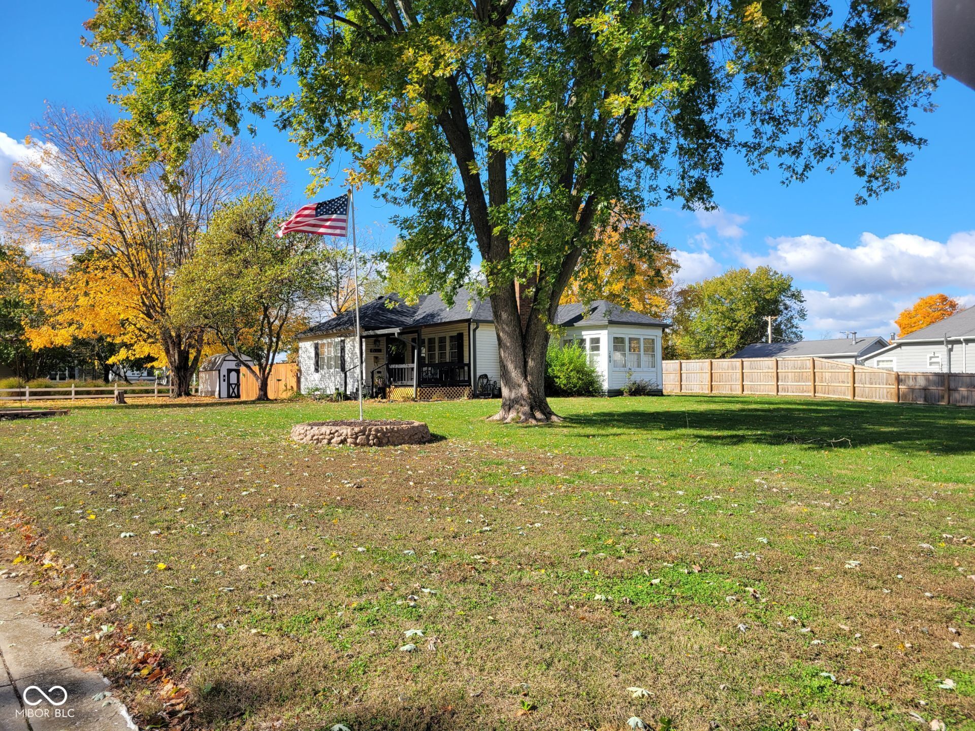 200 North Clay Street Edinburgh, IN 46124 - Photo 2 of 34