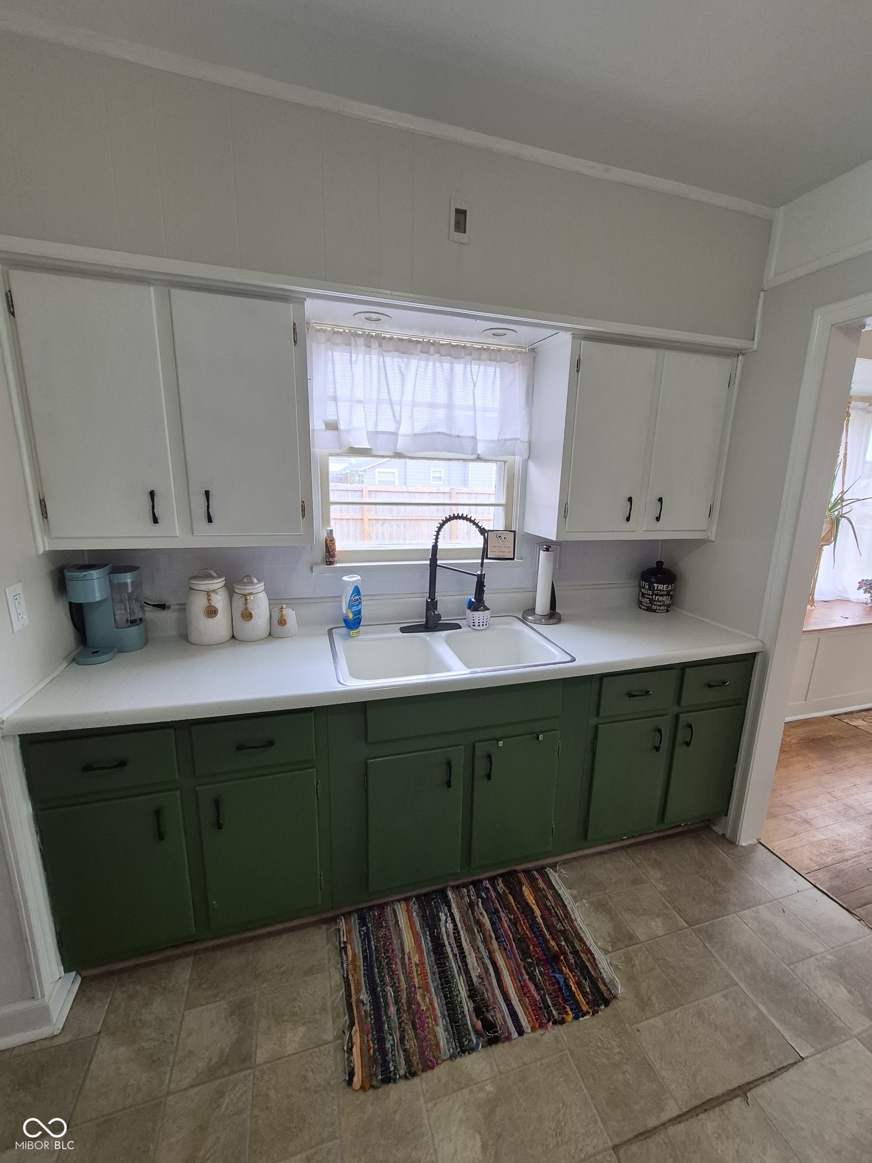 200 North Clay Street Edinburgh, IN 46124 - Photo 9 of 34