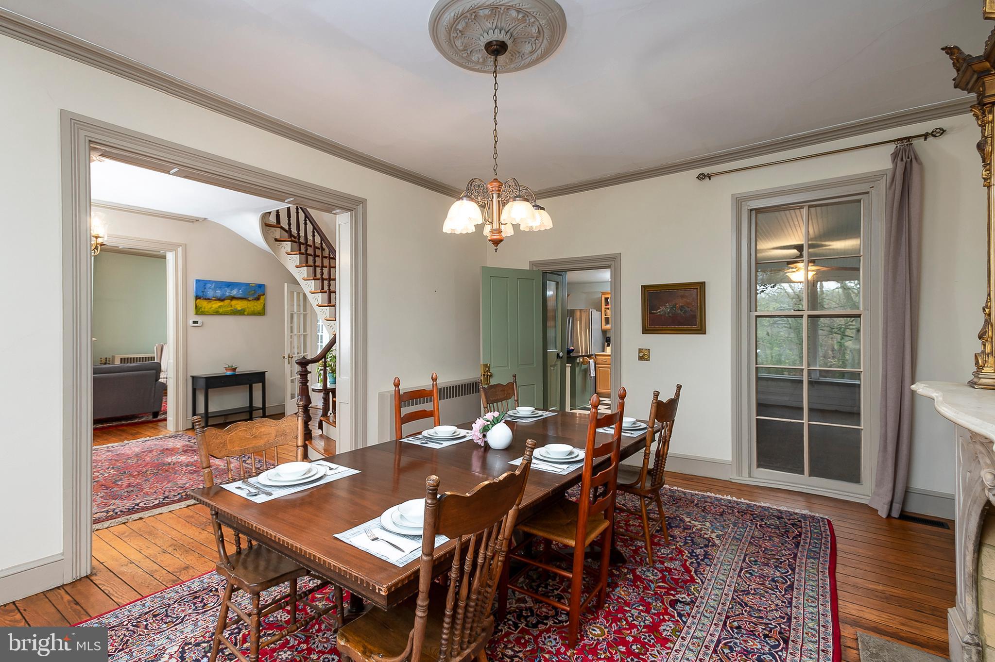 1532 South Rolling Road Baltimore, MD 21227 - Photo 12 of 37 Dining Room