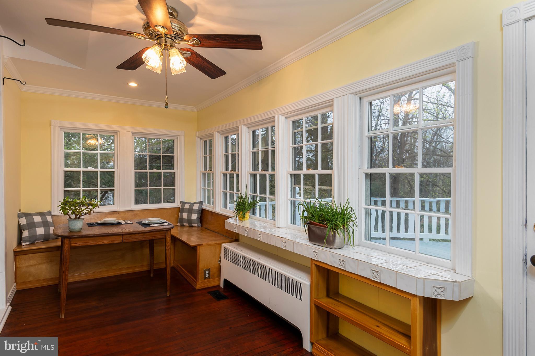 1532 South Rolling Road Baltimore, MD 21227 - Photo 18 of 37 Kitchen