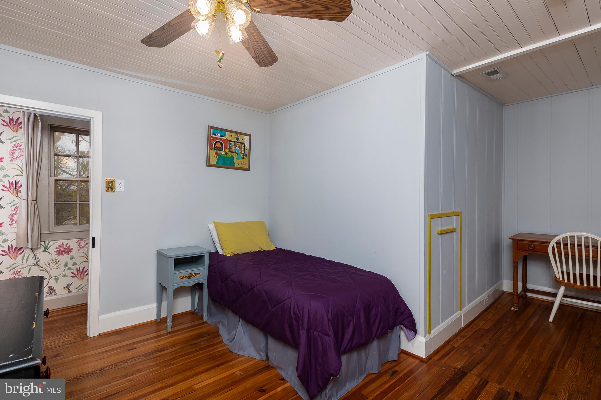 1532 South Rolling Road Baltimore, MD 21227 - Photo 28 of 37 Bedroom