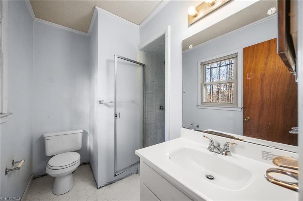 2330 Alamance Church Road Greensboro, NC 27406 - Photo 21 of 37