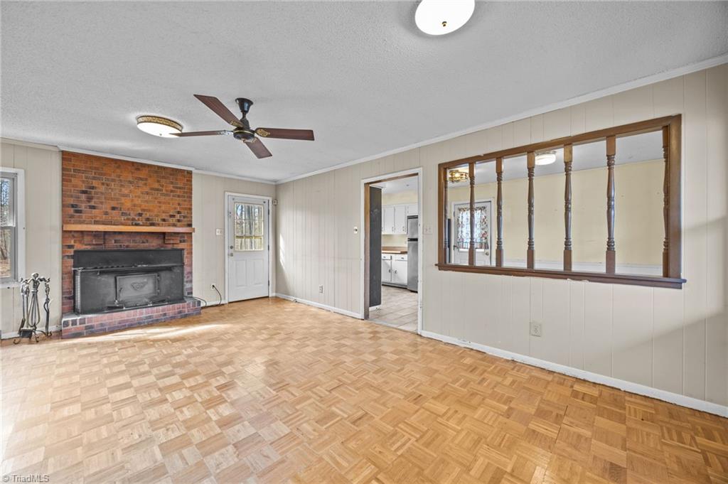 2330 Alamance Church Road Greensboro, NC 27406 - Photo 7 of 37